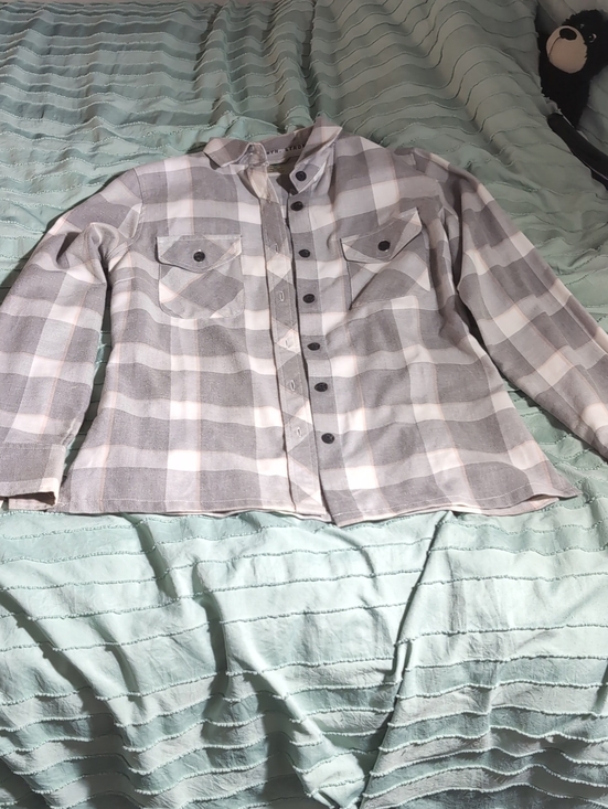 Woods Canada Tops - NWOT Ladies Size S Woods Plaid Button Down